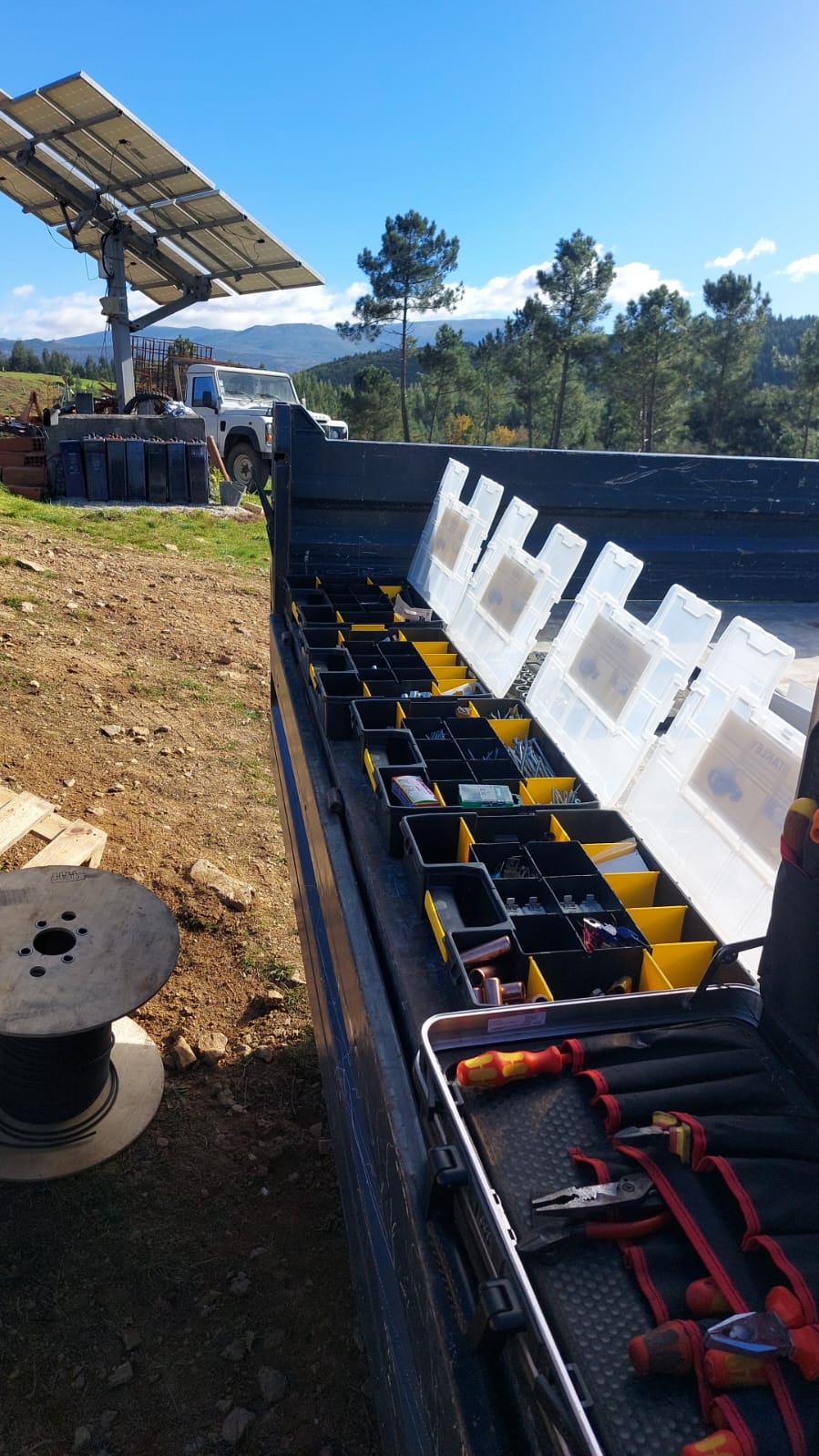 Central Portugal nature retreat and horse farm — Off-grid solar installation in Central Portugal